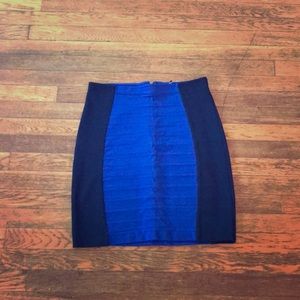 Super cute and flattering mini skirt